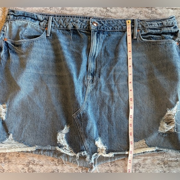 NWOT Good American Distressed 100% Cotton Denim Mini Skirt Plus Size 18 - Picture 9 of 9